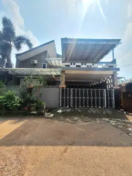 ZN19 Rumah 2 Lantai 234 m2 Pinggir Jalan Pondok Kelapa Jakarta Timur