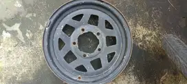 Velg kaleng dua pinggang taft