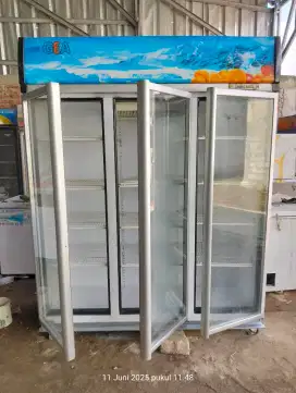 Showcase, freezer box dan freezer kaca