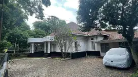 Jual Rmh Heritage Pusat Kota Daerah Riau Jln Utama Hoek cocok u/ Usaha
