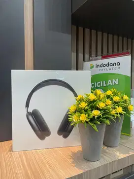 AIRPODSMAX BRAND NEW