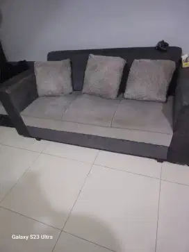 Sofa+5 bantal kondisi sesuai photo