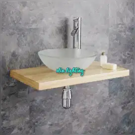 wastafel kaca kabinet