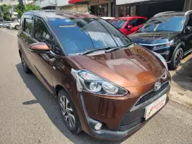 Toyota Sienta V 1.5 MT 2017/2018 BG TGN1 SANGAT TERAWAT