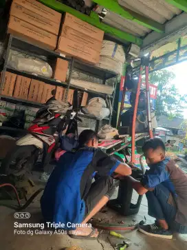 Jasa Cuci AC rutin / pasang AC baru ke rumah