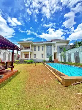 CILANDAK LUXURY MODERN CLASSIC HOUSE