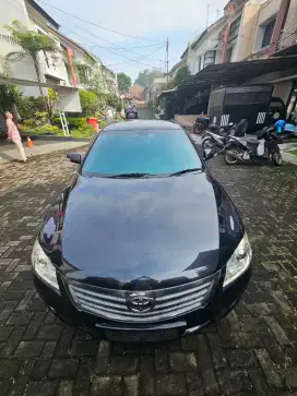 Toyota camry low KM 2.4V