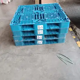 Pallet plastik bekas murah palet plastik bekas surabaya murah