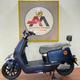 Motor Listrik Yadea E8Spro 2023 [KONDISI GOOD]