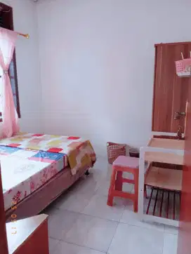 Kamar Kost Perempuan di Bandung Tengah