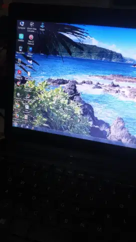 Jual Laptop Toshiba satelite C40DA pemakaian pribadi