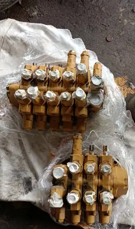 Valve gereder Mitsubishi MG330