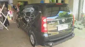 Dijual cepat Avnaza G mobil siap pakai