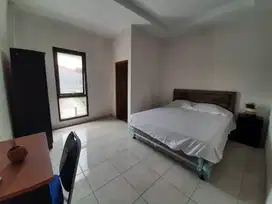Dijual Rumah Kos Furnish di Kemanggisan, Jakbar 56 BR, 4 Lantai, 645m2