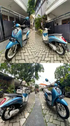 Honda Scoopy 2011