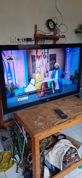 Tv lcd LG 42 inch