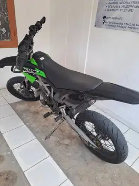 Jual motor KLX 150 BF