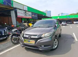 (KM70000)HONDA HRV S AT 2017 NIK 2016 ISTIMEWA KMRENDAH