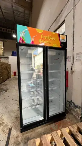 Show case 800 liter like new