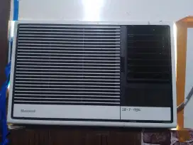 AC window 1/2 pk