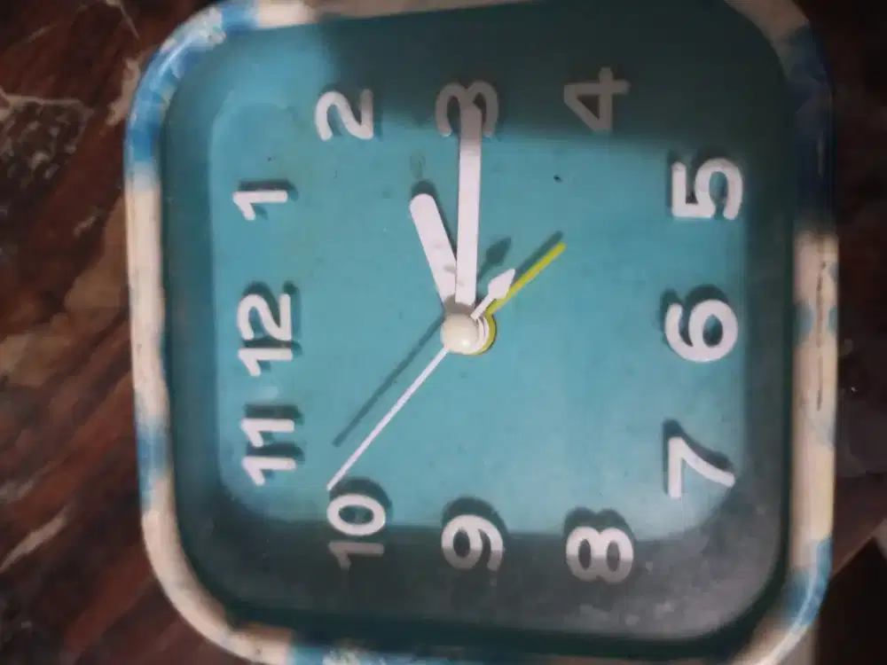 Jam meja Beker alarm