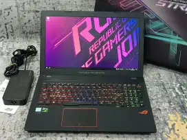 Asus ROG GL553VD Core i7-7700HQ 16-256-1TB GTX 1050 Fulset Like New