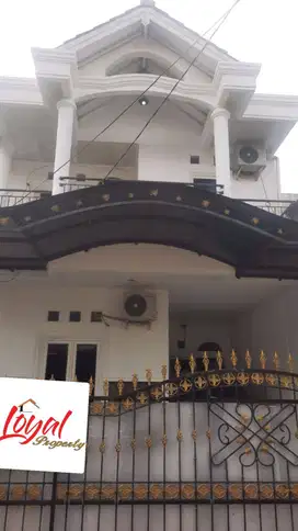 Dijual Cepat Rumah di Villa Dago Tol Ciputat