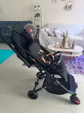 Stroller Baobaohao Y8 compact