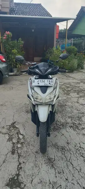 Honda Vario KZR 125cc CBS ISS mewah