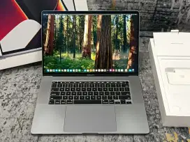 MacBook Pro 16 2019 i9 16GB 1TB AMD Radeon 5500M 4GB Fulset Like New