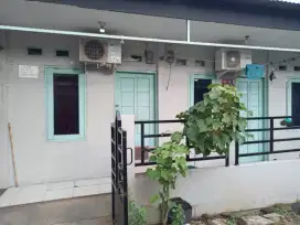 Kontrakan petak pulo gebang.cakung.