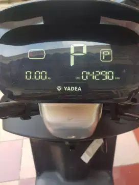 motor listrik yadea e8s pro 2024 3