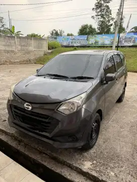 Daihatsu sigra M