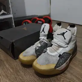 Air Jordan 33 Putih Bekas Ukr 43