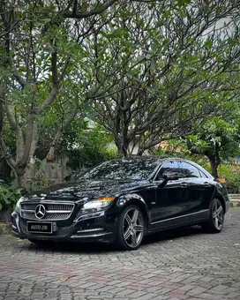 Mercedes Benz CLS 350 Hitam 2011 Tdp Murmer Ori Menarik Bu Antik Baru