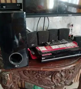 Home theater speaker LG  type HT 353