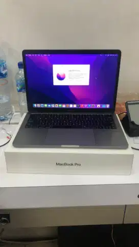 Macbook pro 2017 i5 Ram 8/128 SSD