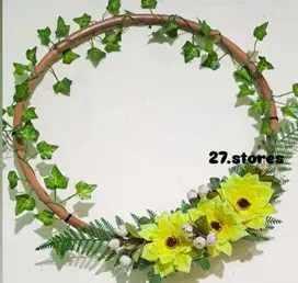 Hiasan dinding diameter besar