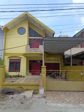 Disewakan rumah full furnish mewah dan nyaman di komplek citra wisata