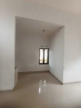 Disewakan Rumah Murah Nyaman dan Besar di Leuwi Gajah, Cimahi