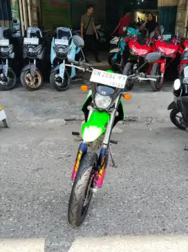 Dijual cepat kawasaki klx tahun 2015
