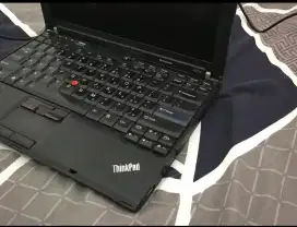 Lenovo X201 Intel Core i5 Ram 4GB Siap Pakai