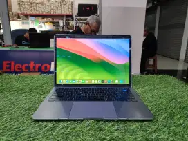 Jual Macbook Air 2019  Retina