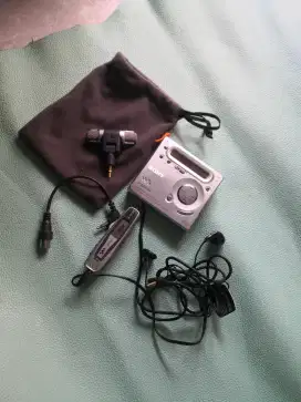 Sony walkman portable mini disc rare item plus aksesoris