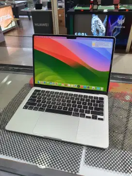 Macbook Air M2 8/256 Second Ibox Fullset Original