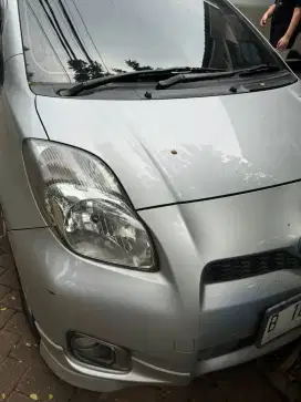 Toyota yaris E AT 2012 matic
