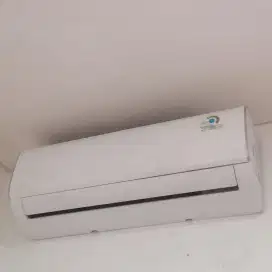 Jual cepat ac 1pk dari midea