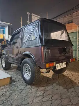 Suzuki Jimny 1988 Bensin