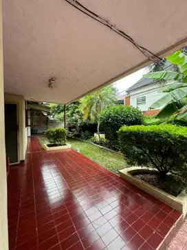 Rumah dan Kost Fasilitas Lengkap + Akses Jalan Besar - Jakarta Selatan