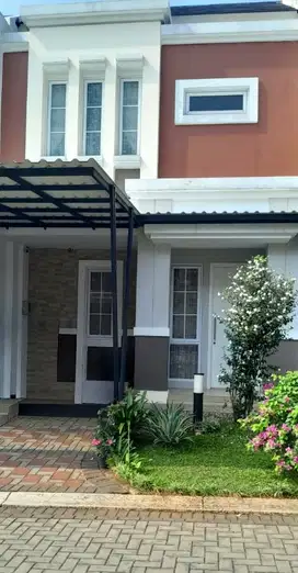Rumah Cantik Siap Huni di Savia  BSD City - Investasi Terbaik
